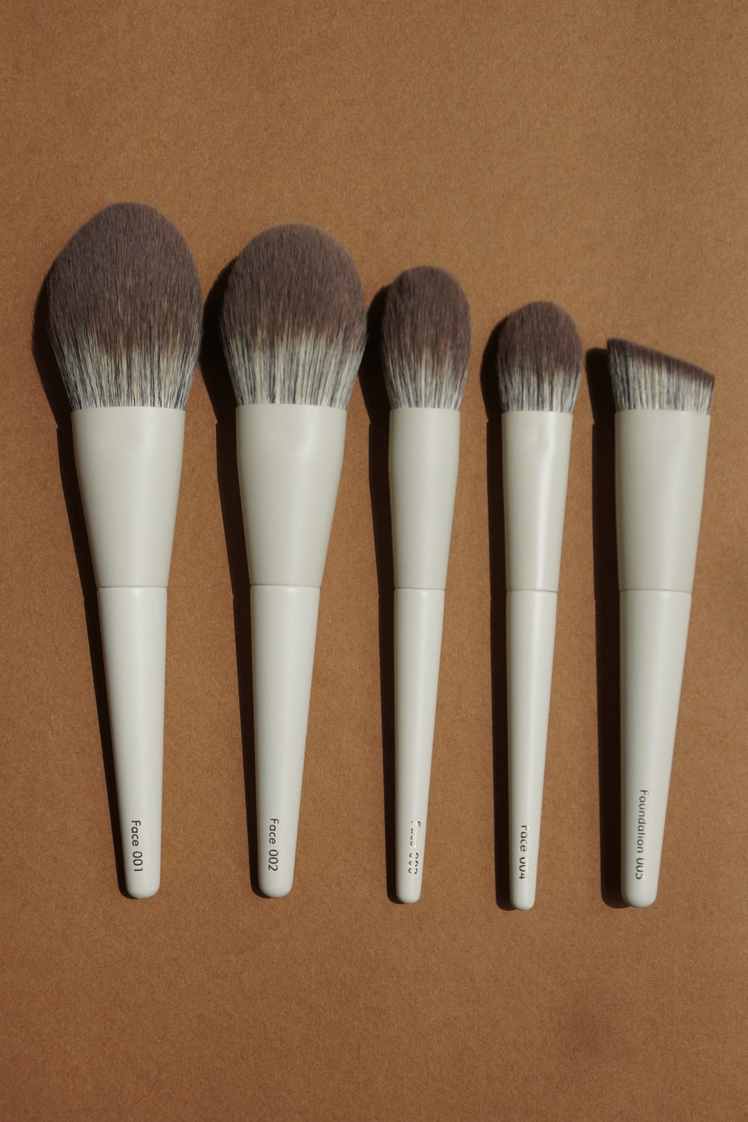 Vegan makeup brush set of 12 (shipping included)