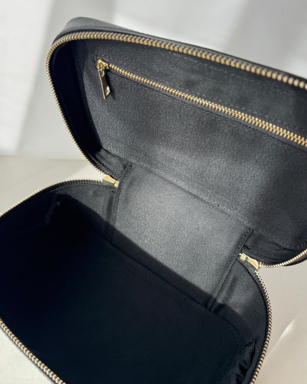 コスメボックス（ブラック）