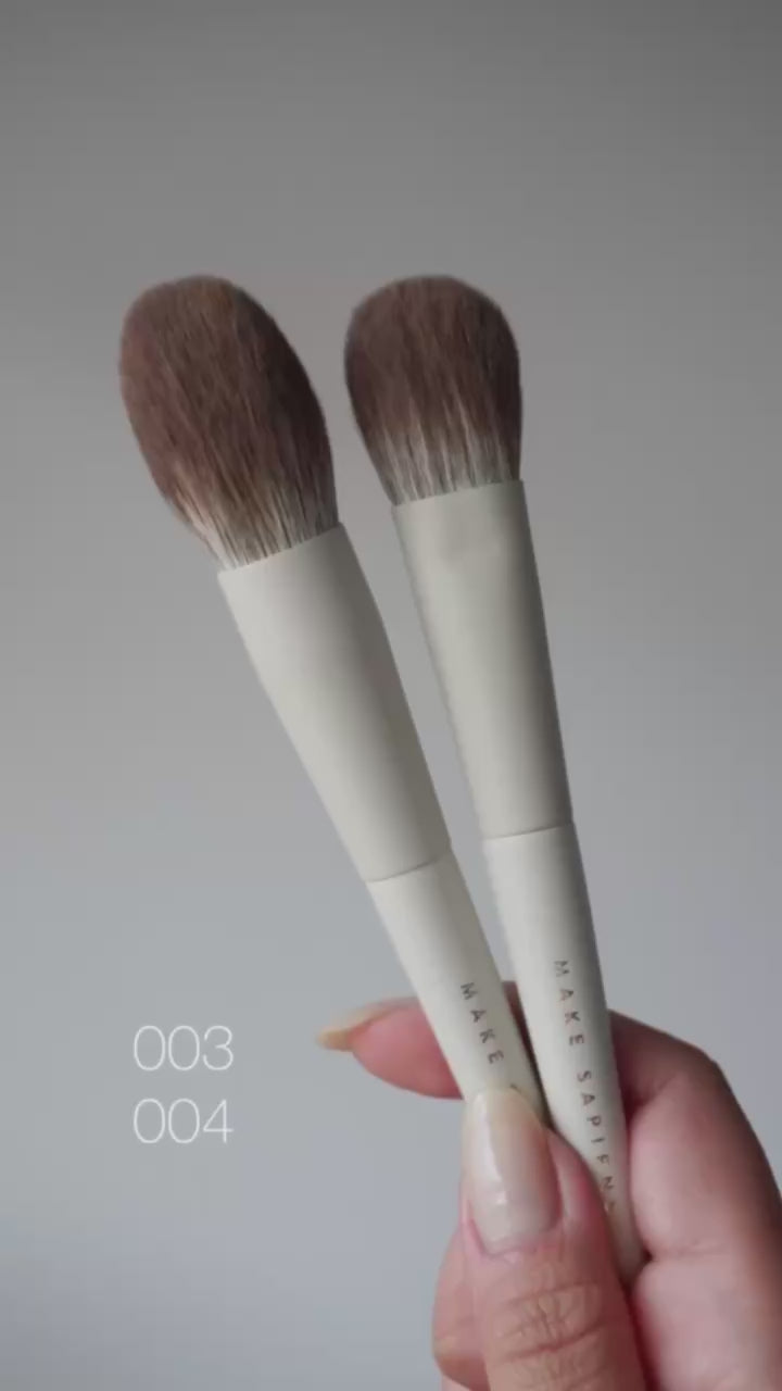 ハイライト＆チークブラシセット／003／004